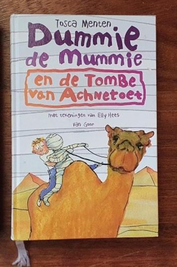 DUMMIE  DE  MUMMIE  van  Tosca Menten    beschikbaar voor biedingen