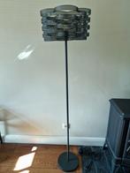 Vloerlamp zwart staal, Huis en Inrichting, Lampen | Vloerlampen, Ophalen, Zo goed als nieuw, 150 tot 200 cm