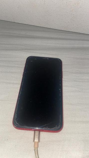 Iphone 11 rood beschikbaar voor biedingen