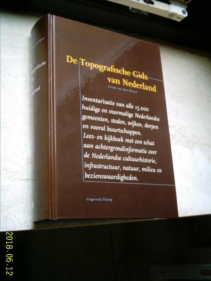 De Topografische Gids van Nederland(Frank van den Hoven)., Boeken, Geschiedenis | Vaderland, Zo goed als nieuw, Ophalen of Verzenden
