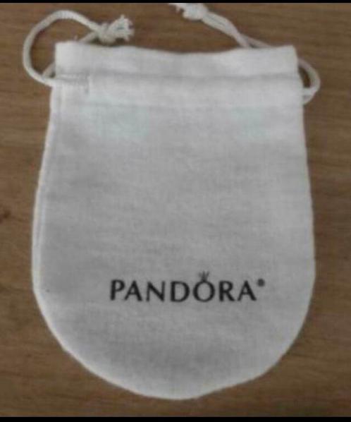 Nieuw anti-tarnish tasje/buideltje van Pandora, Sieraden, Tassen en Uiterlijk, Overige Accessoires, Nieuw, Ophalen