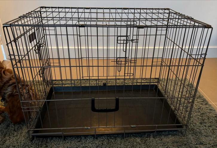 Hondenbench merk Flamingo maat M, kleur taupe/zwart, Dieren en Toebehoren, Hondenbenches, Gebruikt, Ophalen