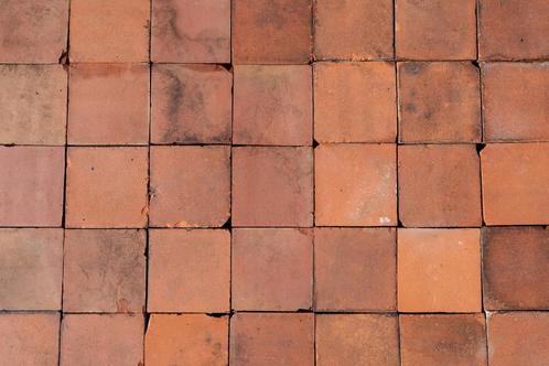 Antieke oude plavuizen estrikken 15x15 rood oranje 10M2, Doe-het-zelf en Verbouw, Vloerdelen en Plavuizen, Zo goed als nieuw, Plavuizen