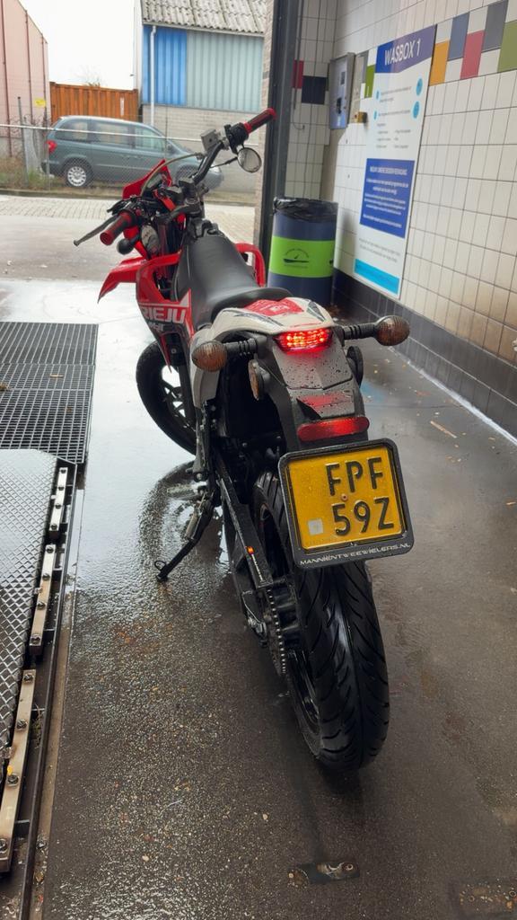 Rieju mrt 50 sm, Fietsen en Brommers, Brommers | Crossbrommers, Zo goed als nieuw, Overige merken, Ophalen of Verzenden