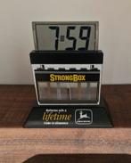 John Deere Strongbox Klok N.O.S. Nieuwstaat, Ophalen of Verzenden, Nieuw, Digitaal, Staande klok