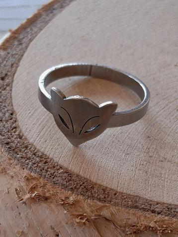 zilverkleurige ring vosje maat 18 beschikbaar voor biedingen
