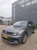 Volkswagen Tiguan 1.4 TSI R-line 92KW 2018 Grijs, Auto's, 125 pk, 74 €/maand, Zwart, 4 cilinders