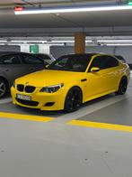 BMW E60 Look m5, Auto's, Automaat, Achterwielaandrijving, 8 cilinders, Overige kleuren
