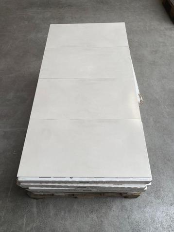 Restpartij wandtegel tegels mat wit / beige 30 x 60 cm beschikbaar voor biedingen