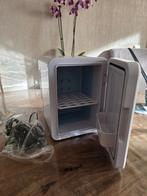 Te koop: InnoGIO 770 Kleine Koelkast voor cosmetica, Ophalen of Verzenden, Zo goed als nieuw, Zwart, Gehele gezicht