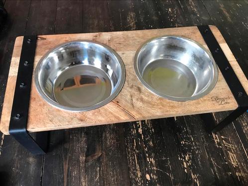 Houten voerbak & drinkbak houder, Dieren en Toebehoren, Hondenvoerbakken en Drinkbakken, Zo goed als nieuw, Ophalen