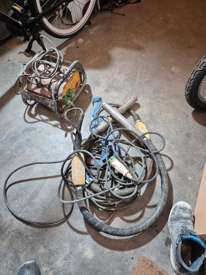 beton trilnaalden, Doe-het-zelf en Verbouw, Gereedschap | Overige machines, Gebruikt, Ophalen