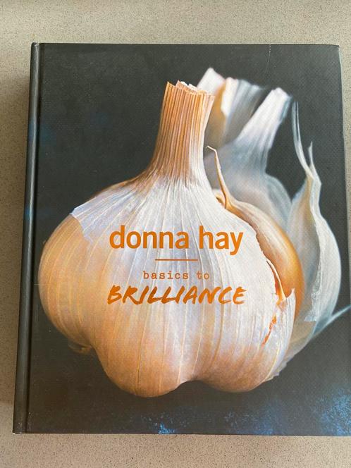 Donna Hay - Basics to Brilliance, Boeken, Kookboeken, Zo goed als nieuw, Ophalen of Verzenden