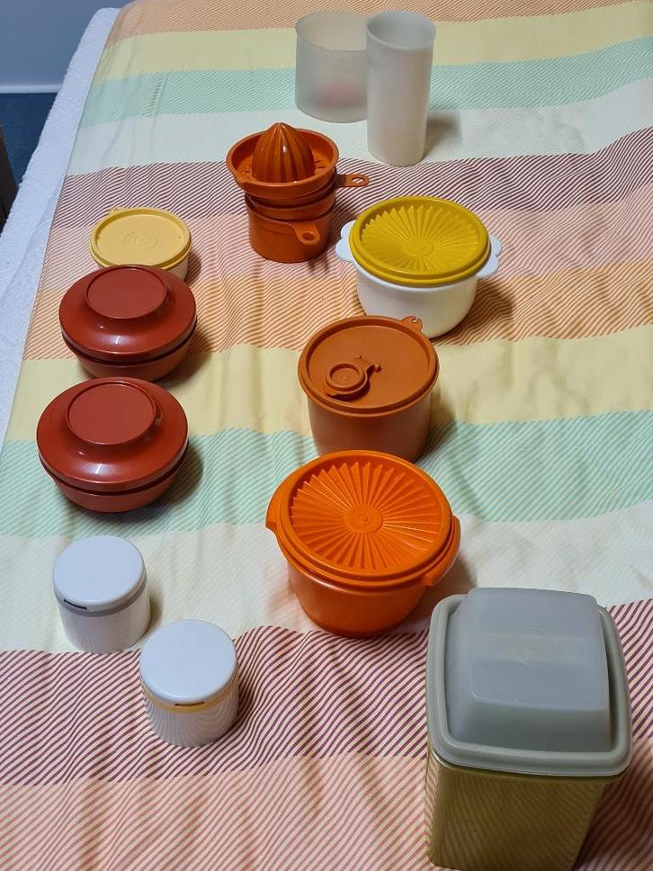 Diverse tupperware items, Huis en Inrichting, Keuken | Tupperware, Nieuw, Overige typen, Bruin, Oranje, Rood, Ophalen