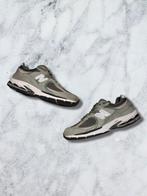 New Balance 2002R groen - 40 1/2, Overige kleuren, Ophalen of Verzenden, Sneakers of Gympen, Zo goed als nieuw