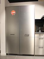 E-14 Moderne Designkeuken in RVS-look Spoedverkoop, Ophalen, Nieuw, Enkelwandige keuken, Nobilia