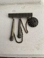 broche  retro  , voor 4,75, Overige materialen, 4 tot 7 cm, Ophalen of Verzenden, Zo goed als nieuw
