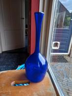 Blauw glazen handgemaakte fles, Antiek en Kunst, Antiek | Glas en Kristal, Ophalen of Verzenden