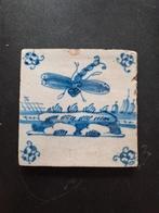 Libelle  Delfse 18e tegel, Antiek en Kunst, Antiek | Wandborden en Tegels, Ophalen of Verzenden