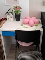 Bureau en bureaustoel, Ophalen, Zo goed als nieuw, Bureau
