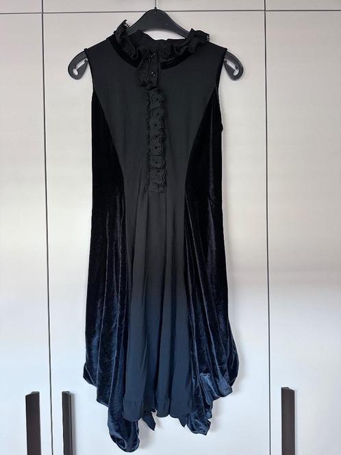 HIGH USE jurk, maat D40, Kleding | Dames, Jurken, Zo goed als nieuw, Zwart, Onder de knie, Ophalen of Verzenden