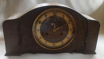 Vintage pendule houten tafelklok niet werkzaam beschikbaar voor biedingen