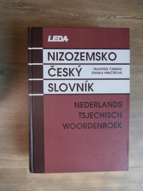 Woordenboek Nederlands-Tsjechisch - Frantisek Cermak, Boeken, Woordenboeken, Zo goed als nieuw, Nederlands, Van Dale, Verzenden
