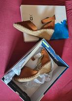 Mooie cognacbruine espadrilles met sleehak, Kleding | Dames, Blue Box, Bruin, Nieuw, Ophalen of Verzenden