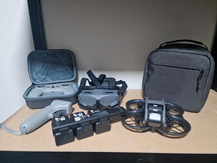 DJI Avata Fly More Combo + Motion Controller + DJI RC 2, Audio, Tv en Foto, Drones, Ophalen of Verzenden