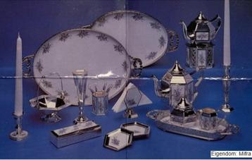 GEZOCHT: Div. items PAKO Rhenen verzilverd met emaille.  beschikbaar voor biedingen