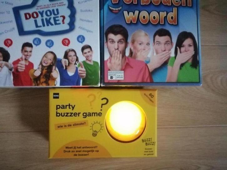 Spellen pakket, Hobby en Vrije tijd, Gezelschapsspellen | Kaartspellen, Zo goed als nieuw, Drie of vier spelers, Vijf spelers of meer