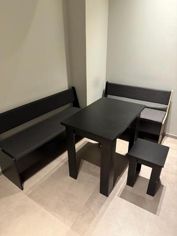Hoekbankgroep – 180 x 120 cm met tafel Zwart beschikbaar voor biedingen