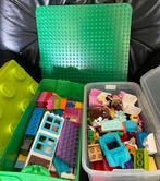 Lego duplo dwee dozen en grote grondplaat 38*38cm, Kinderen en Baby's, Speelgoed | Duplo en Lego, Ophalen of Verzenden, Zo goed als nieuw