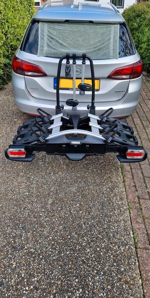 Thule VeloCompact 927 voor 3 fietsen. Max 60 kg, Auto diversen, Fietsendragers, Gebruikt, Trekhaakdrager, 3 fietsen of meer, Brede banden