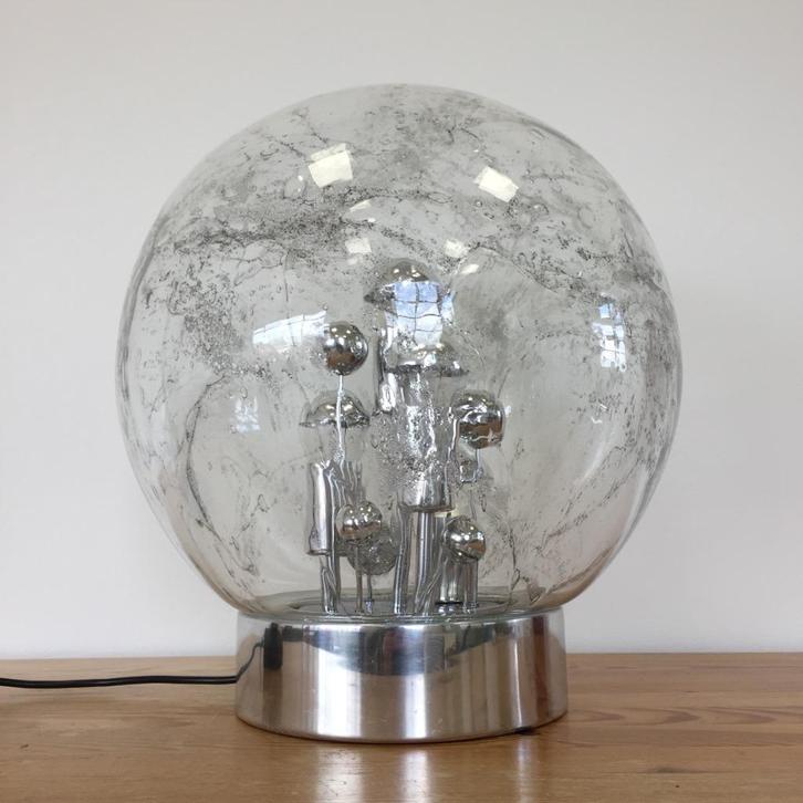 OPRUIMING Grote bollamp Doria Leuchten jaren 60 70 space age, Huis en Inrichting, Lampen | Tafellampen, Gebruikt, Minder dan 50 cm