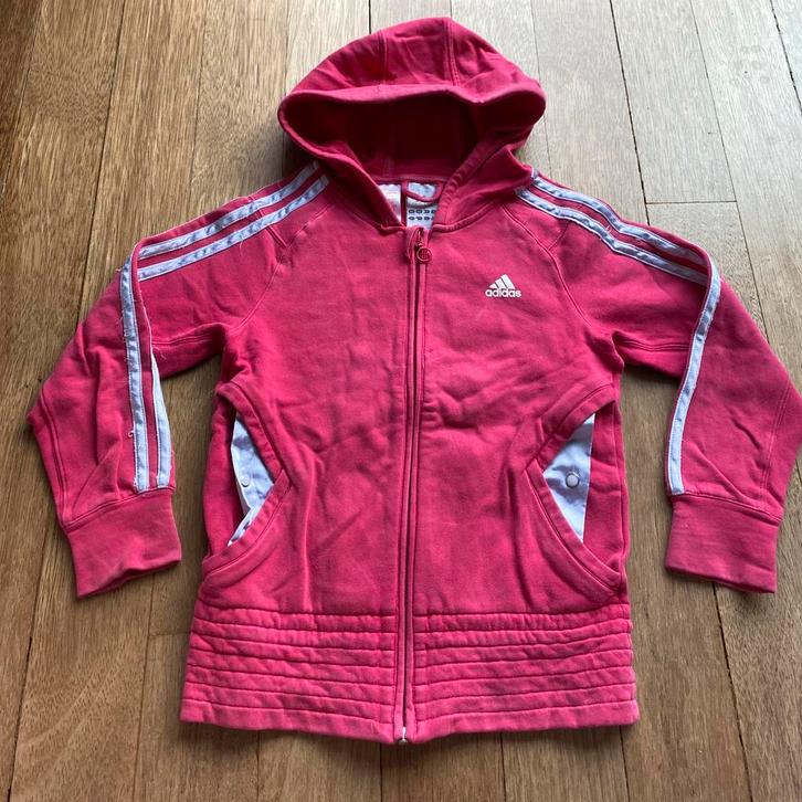 2 x vest Adidas + bodywarmer H&M, Kinderen en Baby's, Kinderkleding | Maat 128, Gebruikt, Meisje, Sport- of Zwemkleding, Ophalen of Verzenden