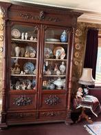 Antieke kast. Exclusief inhoud!, Ophalen