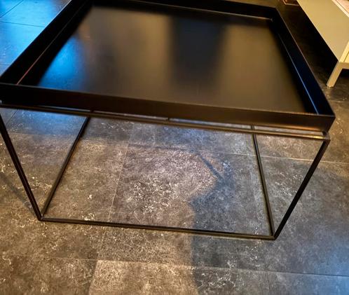 Hay Tray tafel zwart, Huis en Inrichting, Tafels | Salontafels, Gebruikt, Minder dan 50 cm, 50 tot 100 cm, 50 tot 100 cm, Vierkant