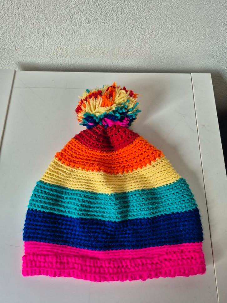 Zelfgehaakte Regenboog Muts, Kleding | Dames, Hoeden en Petten, Nieuw, One size fits all, Ophalen of Verzenden