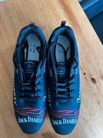 Schoenen Jack Daniels, Ophalen
