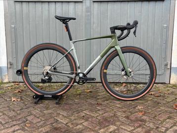 SUPERIOR XR 9.5 CARBON GRAVEL  12SP NIEUWSTE MODEL 2025!! beschikbaar voor biedingen