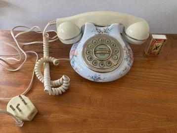 Royal Albert Constance porselein telefoontoestel fine china beschikbaar voor biedingen