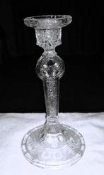 Vintage kandelaar van geperst glas, Antiek en Kunst, Verzenden
