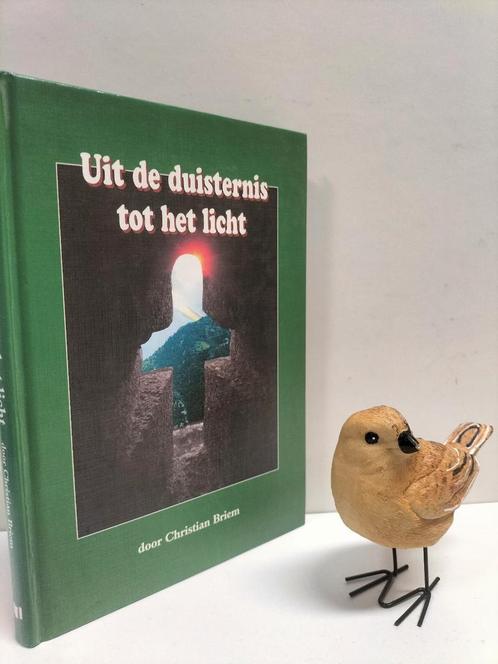 Briem, Christian; Uit de duisternis tot het licht, Boeken, Godsdienst en Theologie, Gelezen, Christendom | Protestants, Ophalen of Verzenden