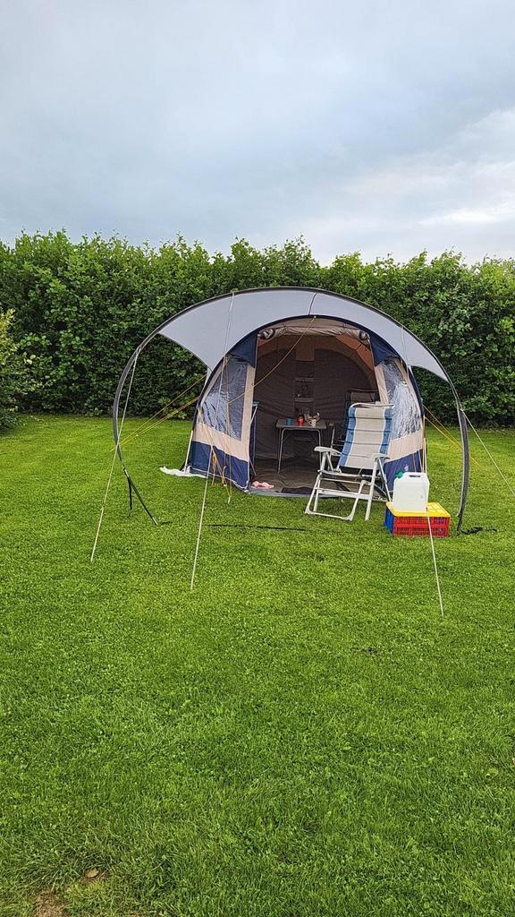 Vrijbuiter outdoor Maple 310: katoenen 4pers. tunneltent, Caravans en Kamperen, Tenten, tot en met 4, Zo goed als nieuw, Ophalen