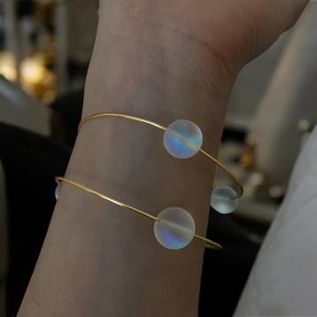 futuristisch stijl setje maansteen imitatie verguld 14K beschikbaar voor biedingen