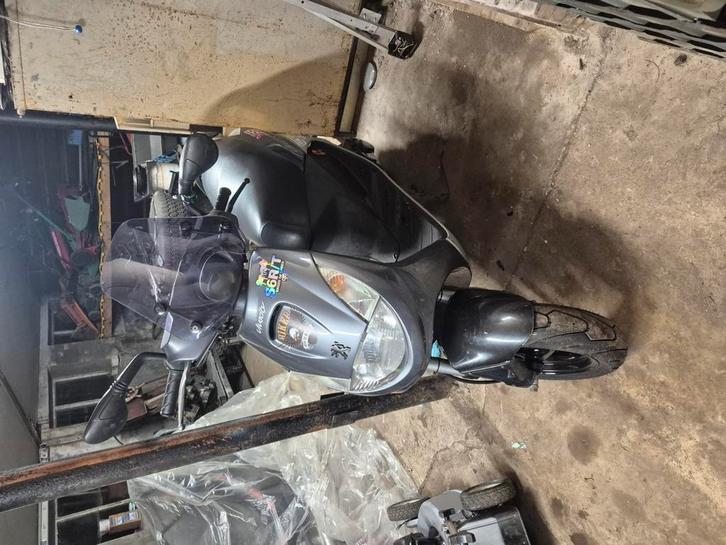 Peugoet vivacity 70cc, Fietsen en Brommers, Scooters | Overige merken, Zo goed als nieuw, Tweetakt, Ophalen