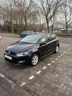 Volkswagen Polo 1.2 TSI 77KW 2010 Zwart 3drs, Auto's, Voorwielaandrijving, 40 €/maand, Zwart, 1200 kg