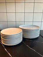 IKEA set borden, Huis en Inrichting, Keuken | Servies, Ophalen, Gebruikt, Bord(en), Effen
