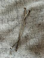 Moderne zilveren broche, Sieraden, Tassen en Uiterlijk, Broches, Ophalen of Verzenden, Zo goed als nieuw, Zilver
